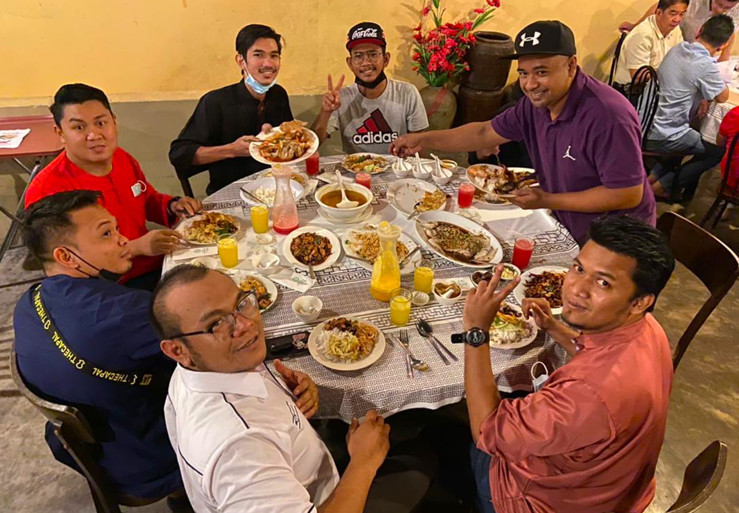 Staff Ifthor with CEO & Management | HICOM HBPO SDN BHD